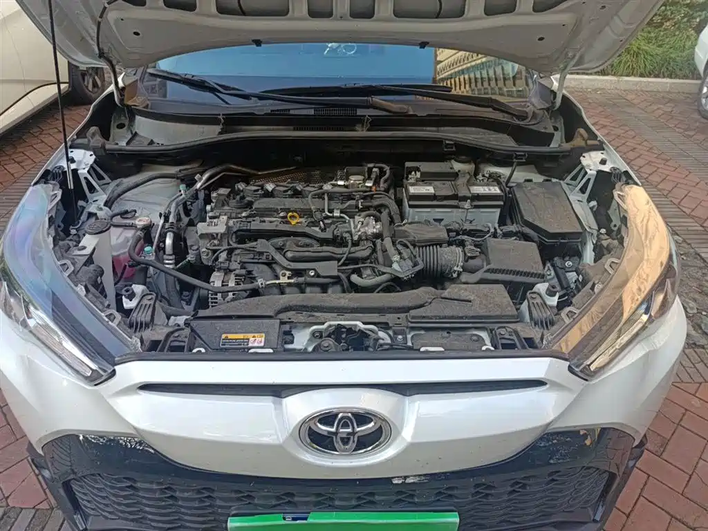 Toyota Frontlander 2023 2.0L CVT Elite Edition фото 11