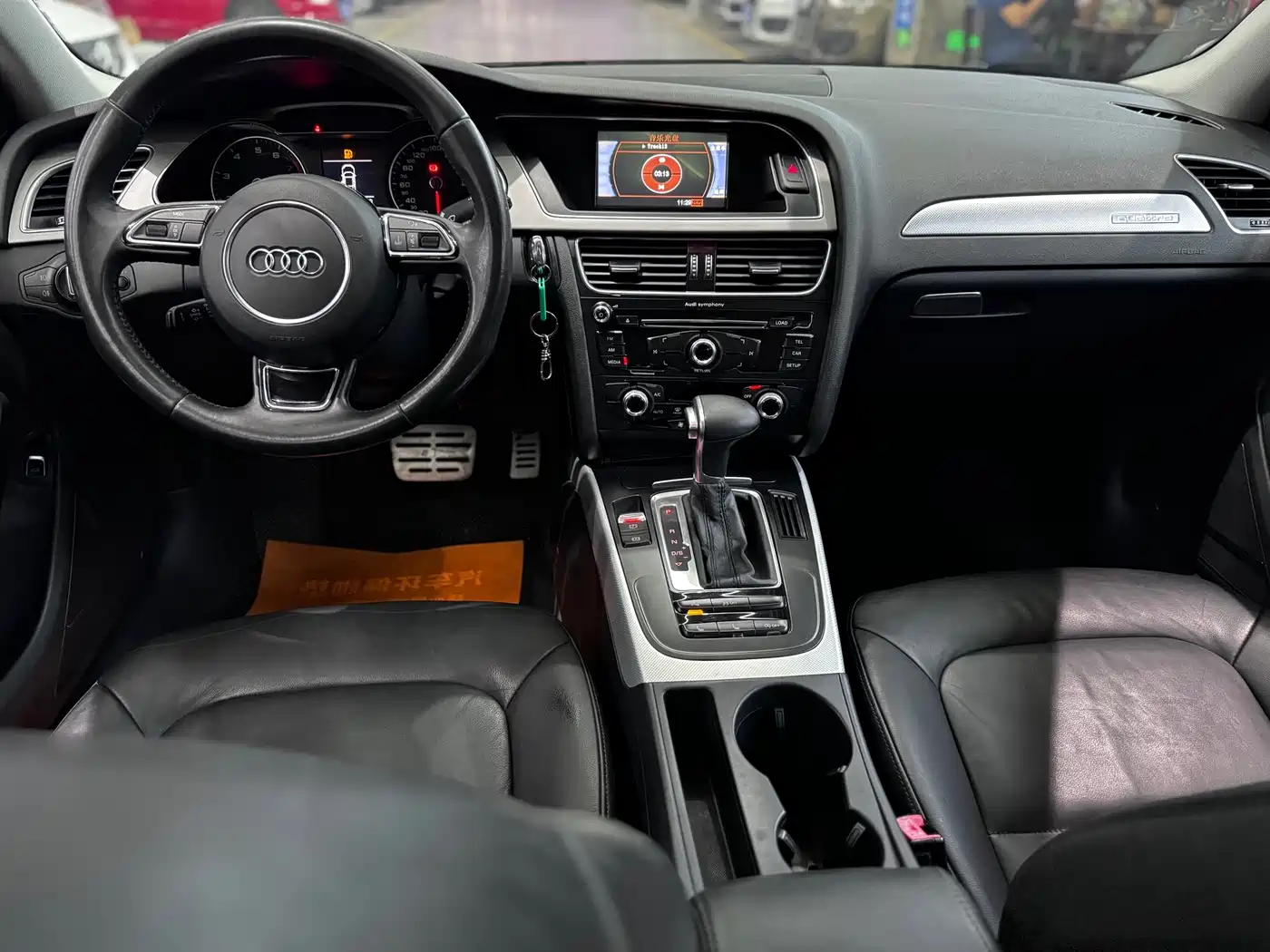 Audi A4L 2015 45 TFSI quattro Individual Sport фото 14