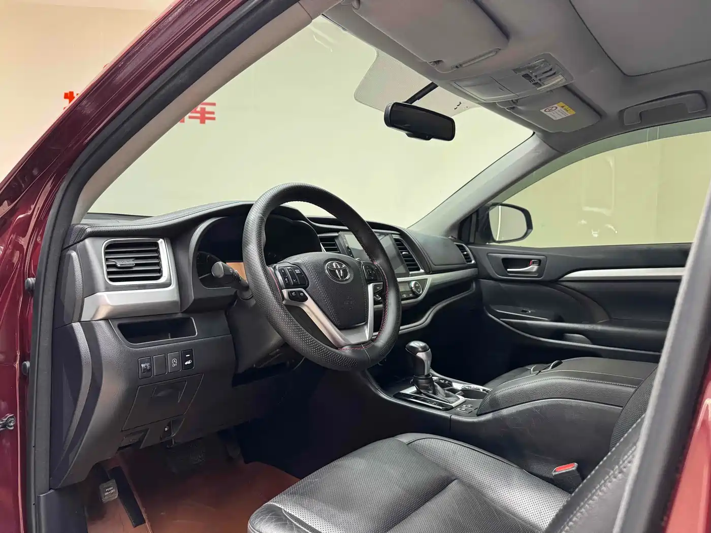 Toyota Highlander 2017 2.0T 4WD Premium 7-Seater фото 11