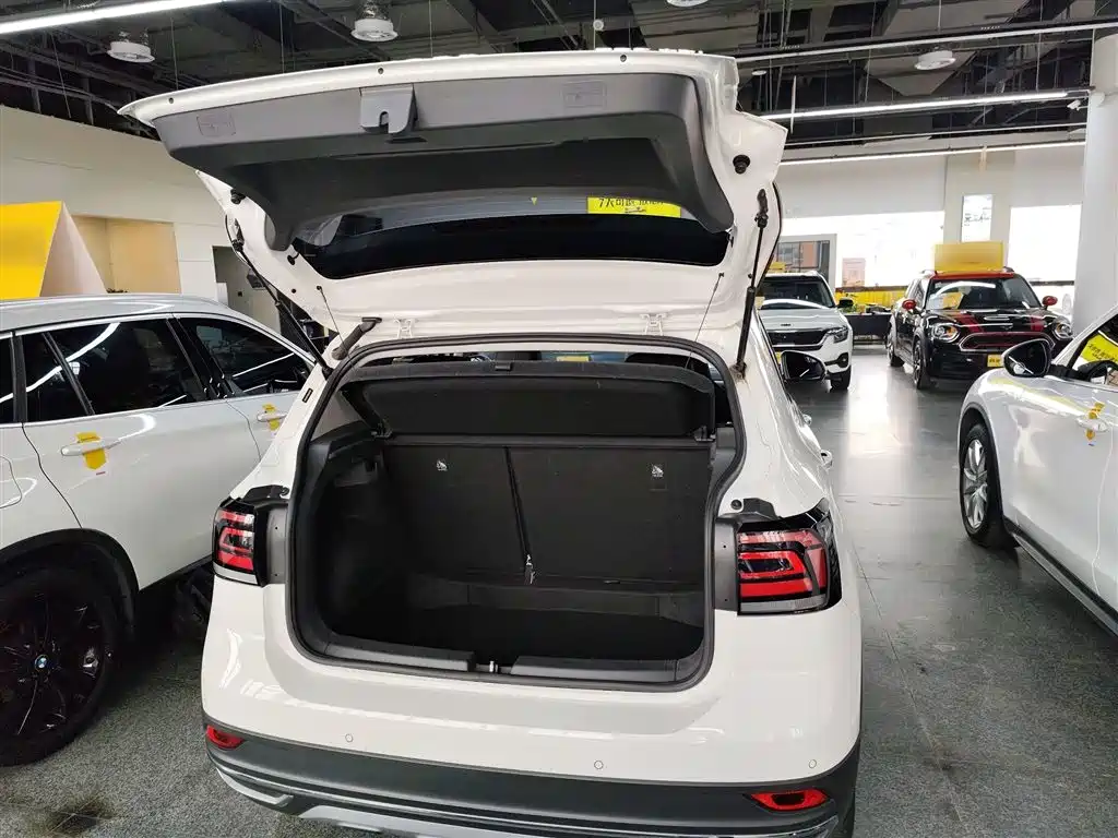 VOLKSWAGEN TU KAI