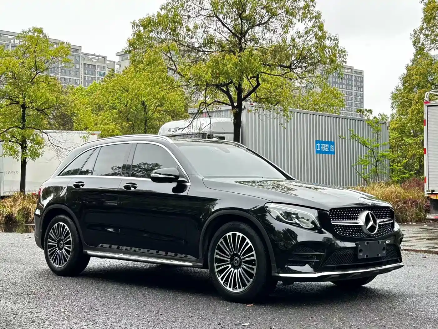 Mercedes-Benz GLC 2018 Facelift GLC 260 4MATIC Dynamic фото 3