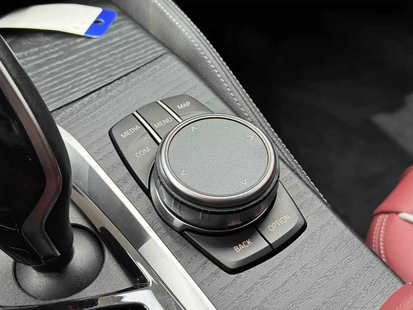 BMW 5 Series 2023 530Li Leading M Sport Package фото 25