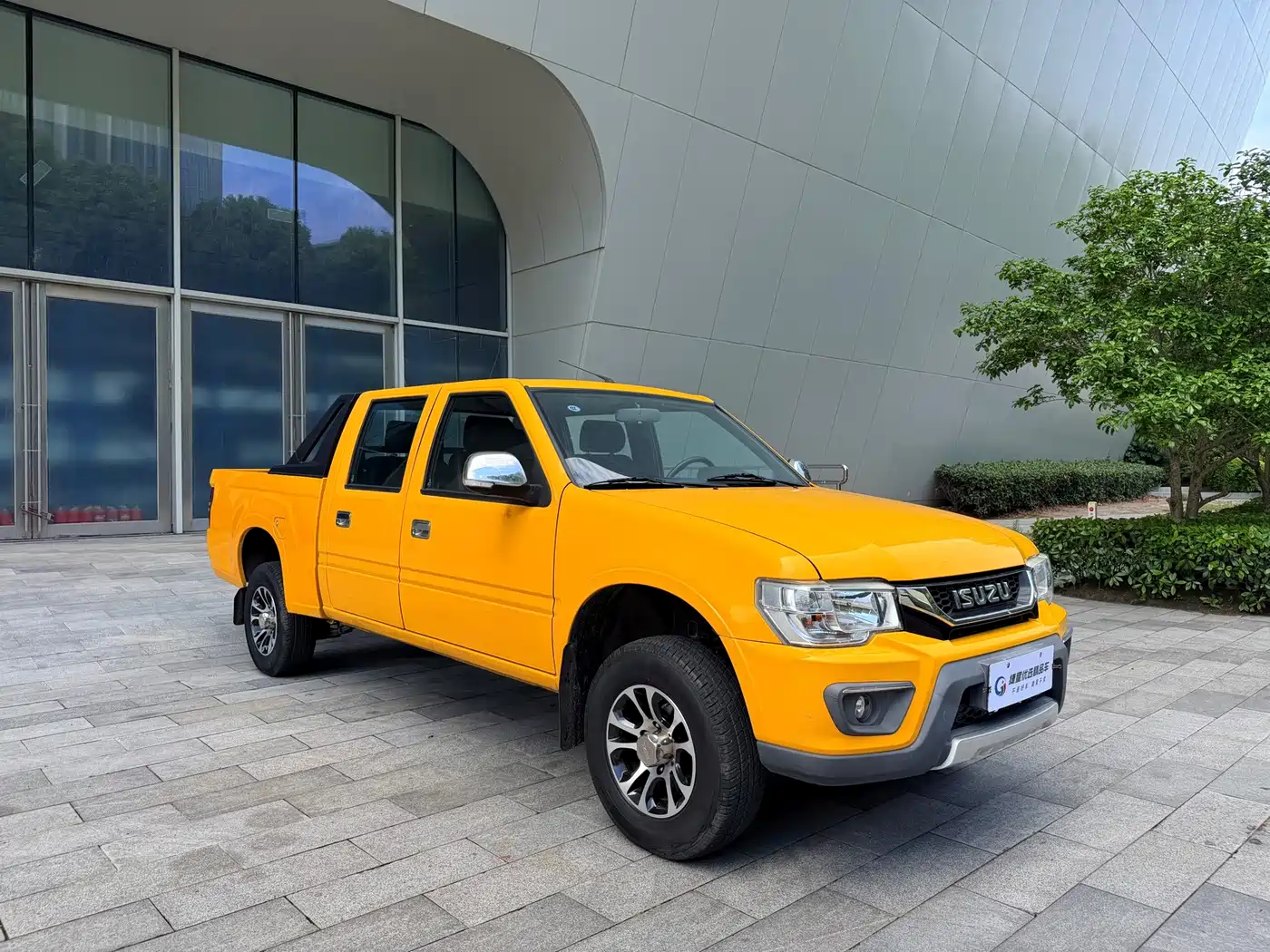 Isuzu Qingling Isuzu T17 2023 2021 3.0T Diesel 2WD Flatbed Truck Extended Wheelbase 4KH1CT6H1