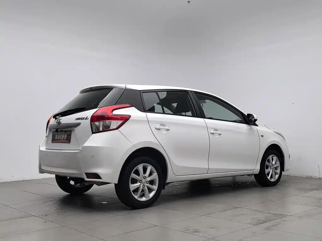 Photo 2 - Toyota YARiS L Zhi Xuan