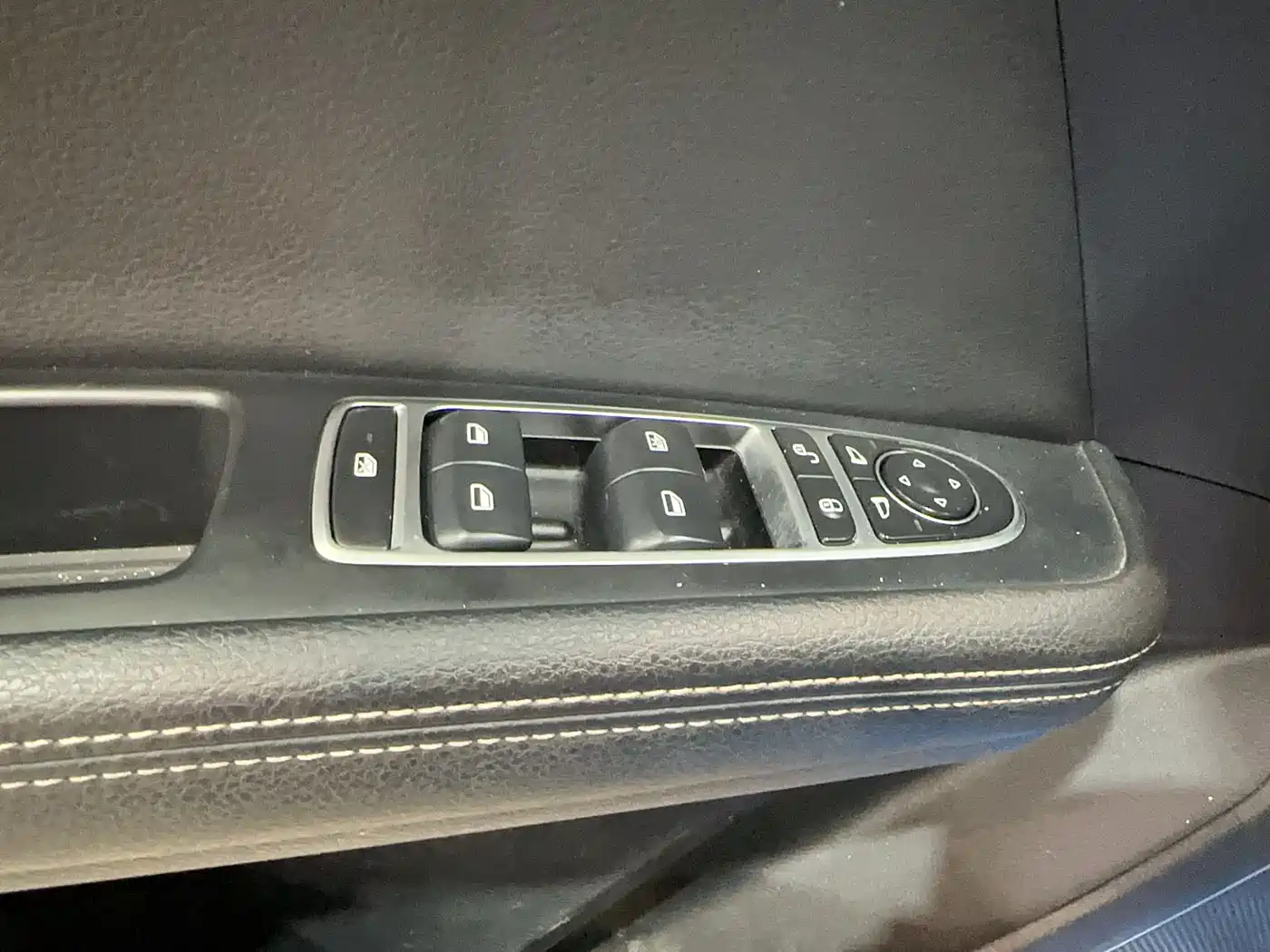 BYD Song MAX 2017 1.5T Auto Smart Elite 7-Seater фото 11