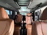 Фото 9 - Toyota Vellfire