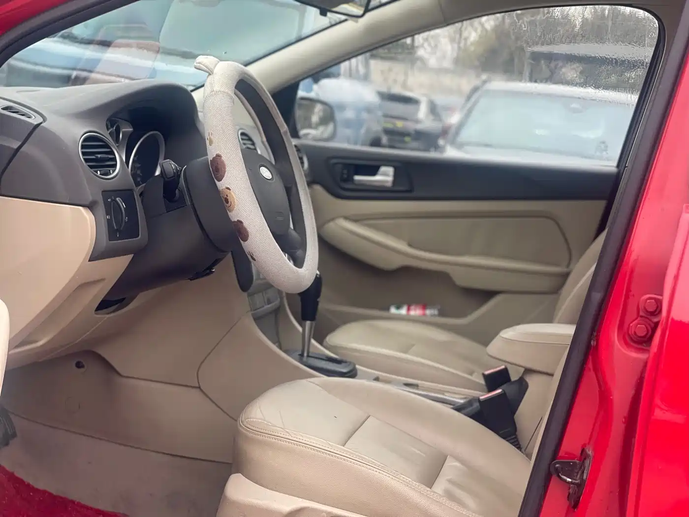 Ford Focus 2010 2011 Hatchback 1.8L Automatic Fashion
