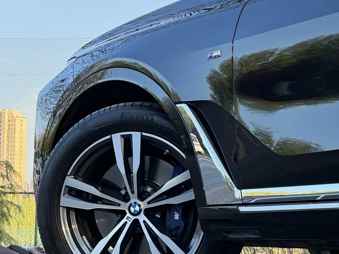 BMW X7 2023 xDrive40i Exclusive M Sport Package фото 7