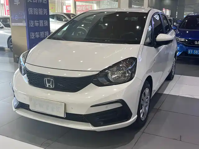Honda Fit 1.5L CVT, Модный комфорт