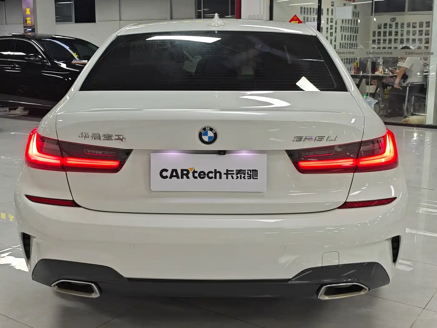 BMW 3 Series 2022 325Li M Sport Package фото 9