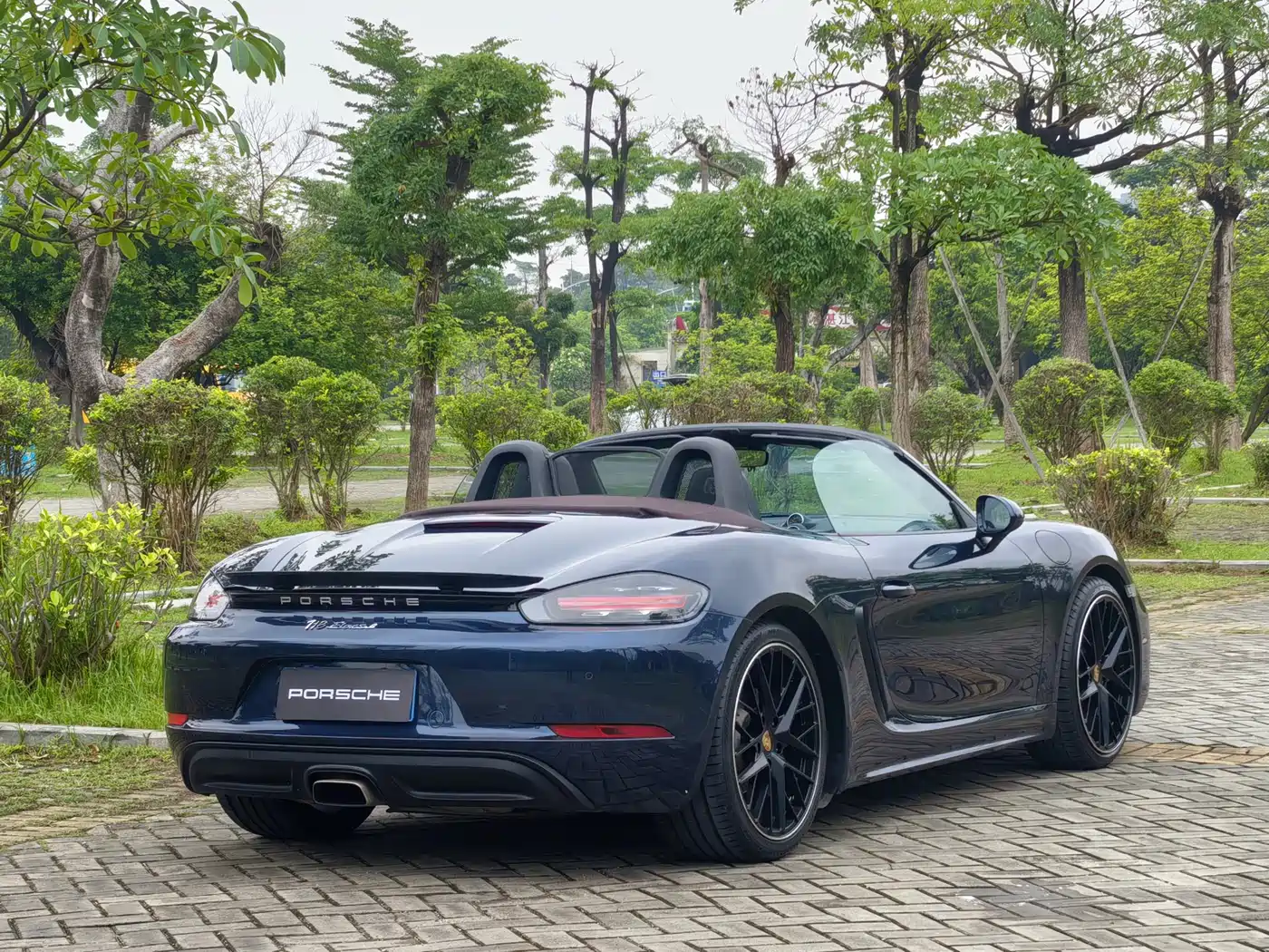 Porsche 718 2018 Boxster 2.0T фото 5