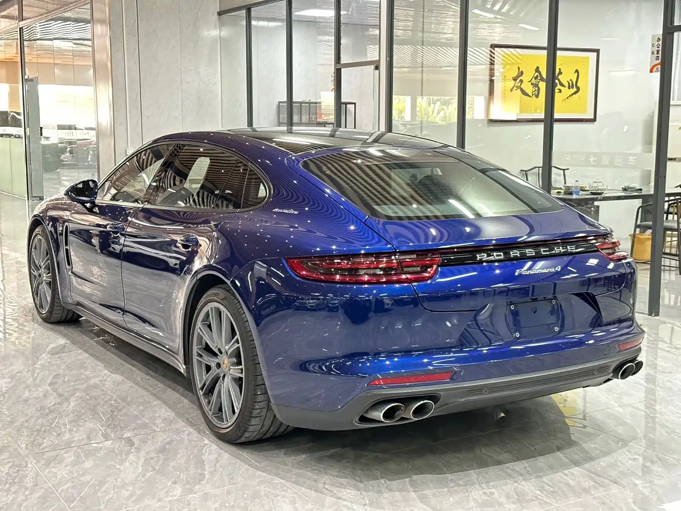 Porsche Panamera 2021 Panamera 4 Executive Long Wheelbase 2.9T фото 5