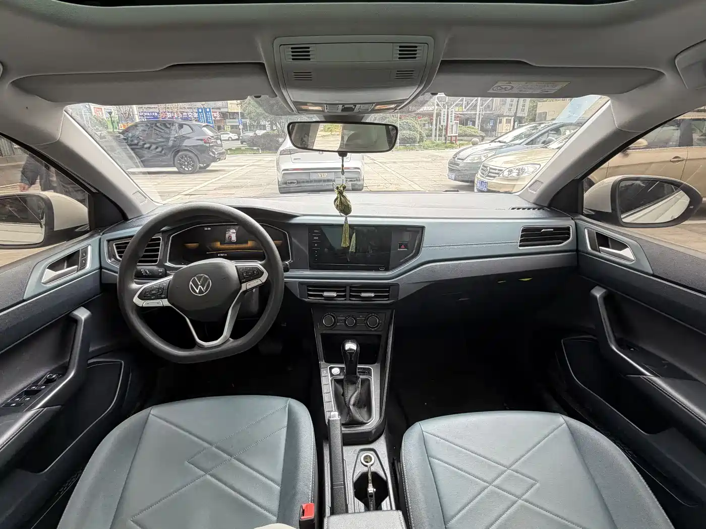 Volkswagen Lavida 2023 Xinrui 1.5L Auto Xinyi Edition фото 12
