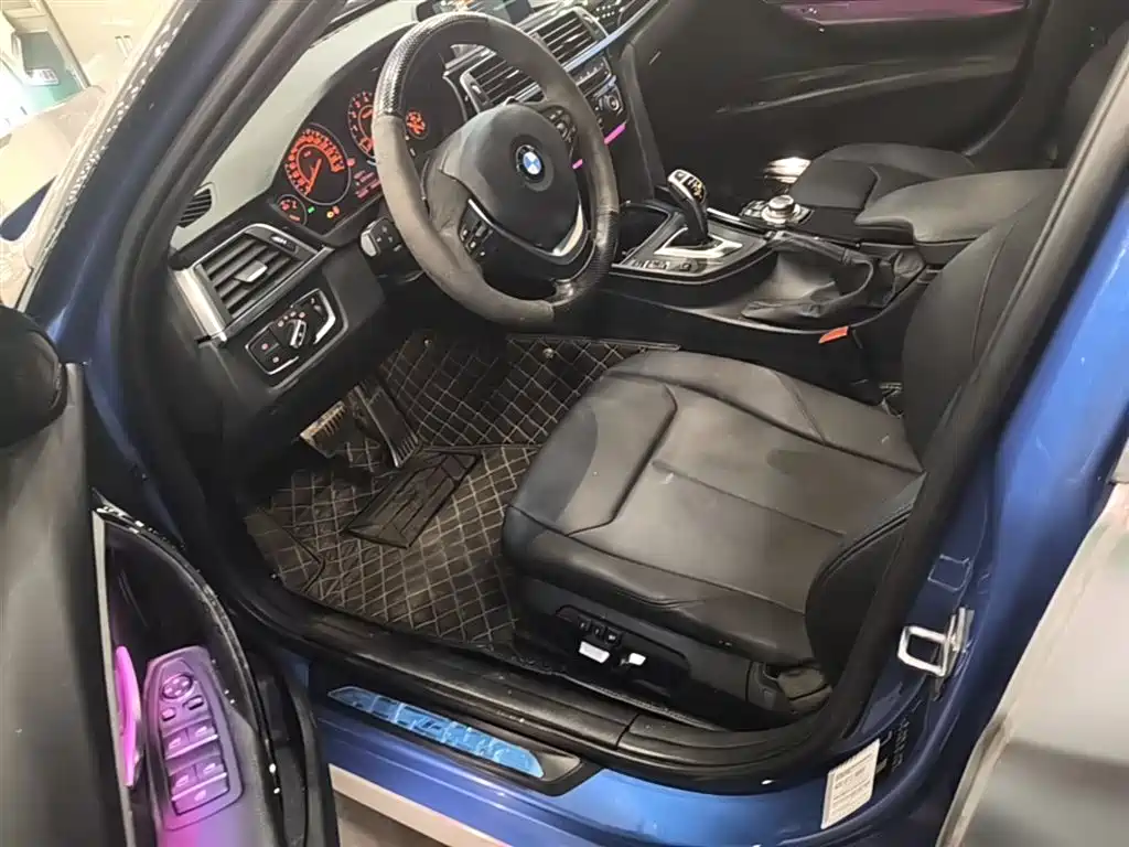 BMW 3 Series 2017 320Li M Sport фото 15