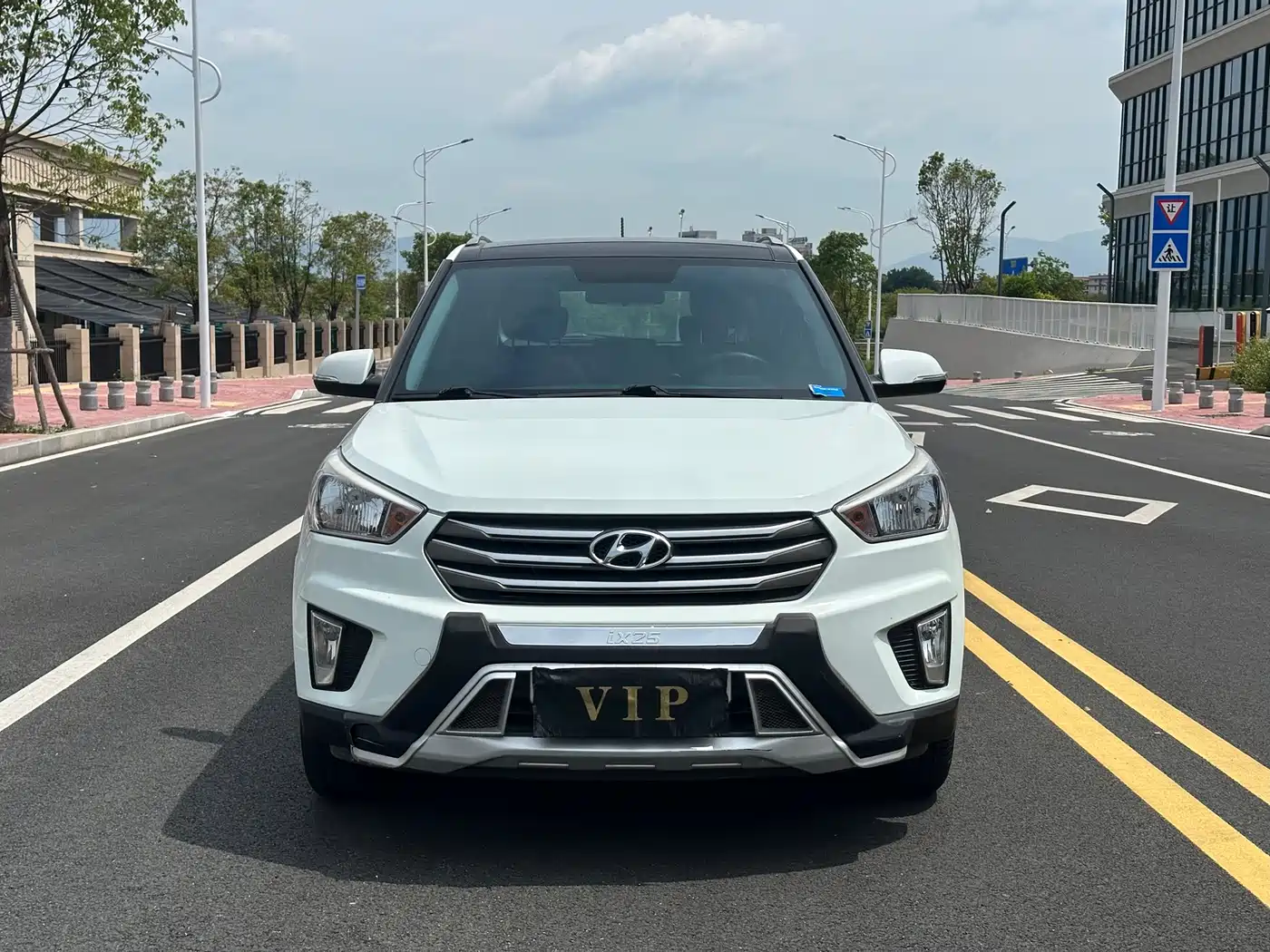 Hyundai Beijing Hyundai ix25 2015 1.6L Automatic 2WD Smart GLS фото 2
