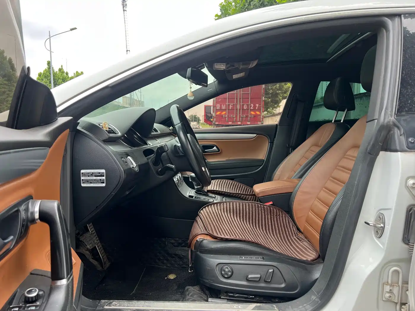 Volkswagen FAW-Volkswagen CC 2015 1.8TSI Luxury фото 4