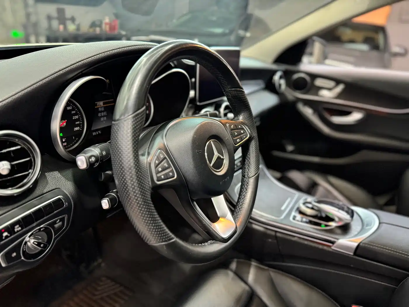Mercedes-Benz C-Class 2015 C 300 L Sport фото 14