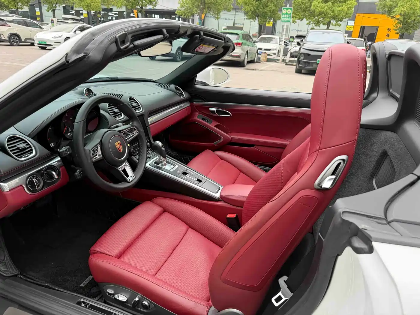 Porsche 718 2023 Boxster Style Edition 2.0T фото 4