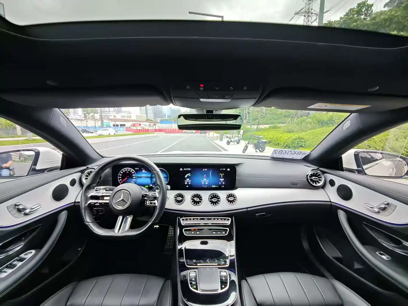 MERCEDES-BENZ E-CLASS (IMPORTED)