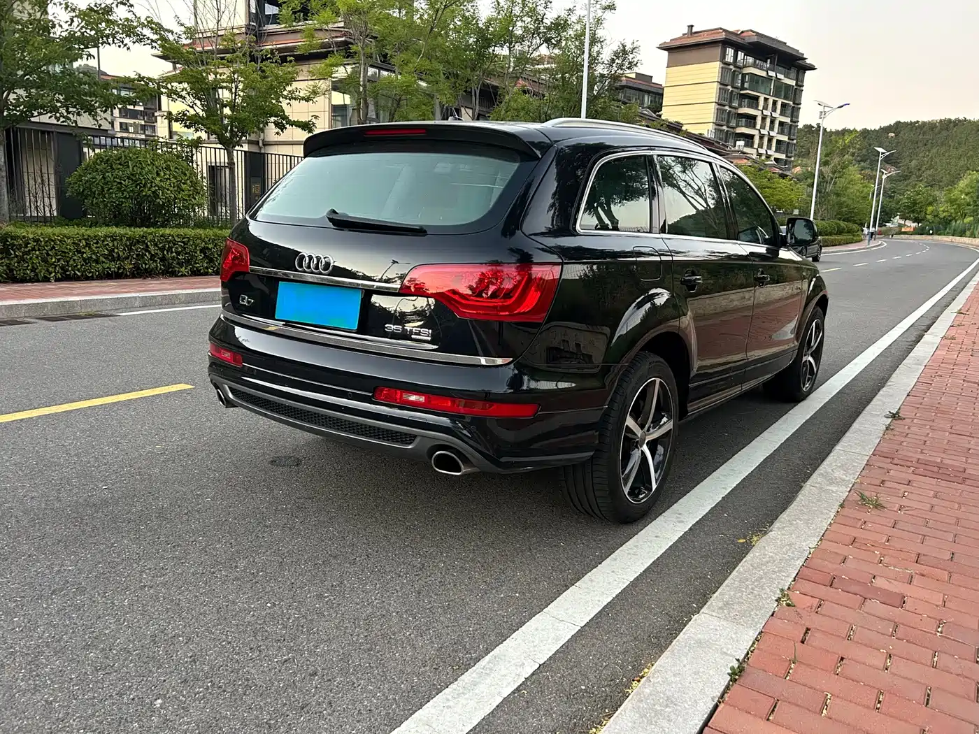 Фото 6 - Audi Q7