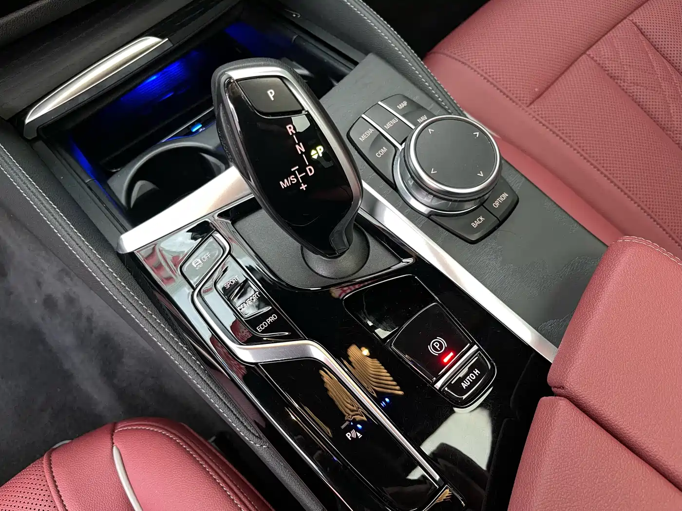 BMW 5 Series 2023 530Li xDrive M Sport Package фото 22