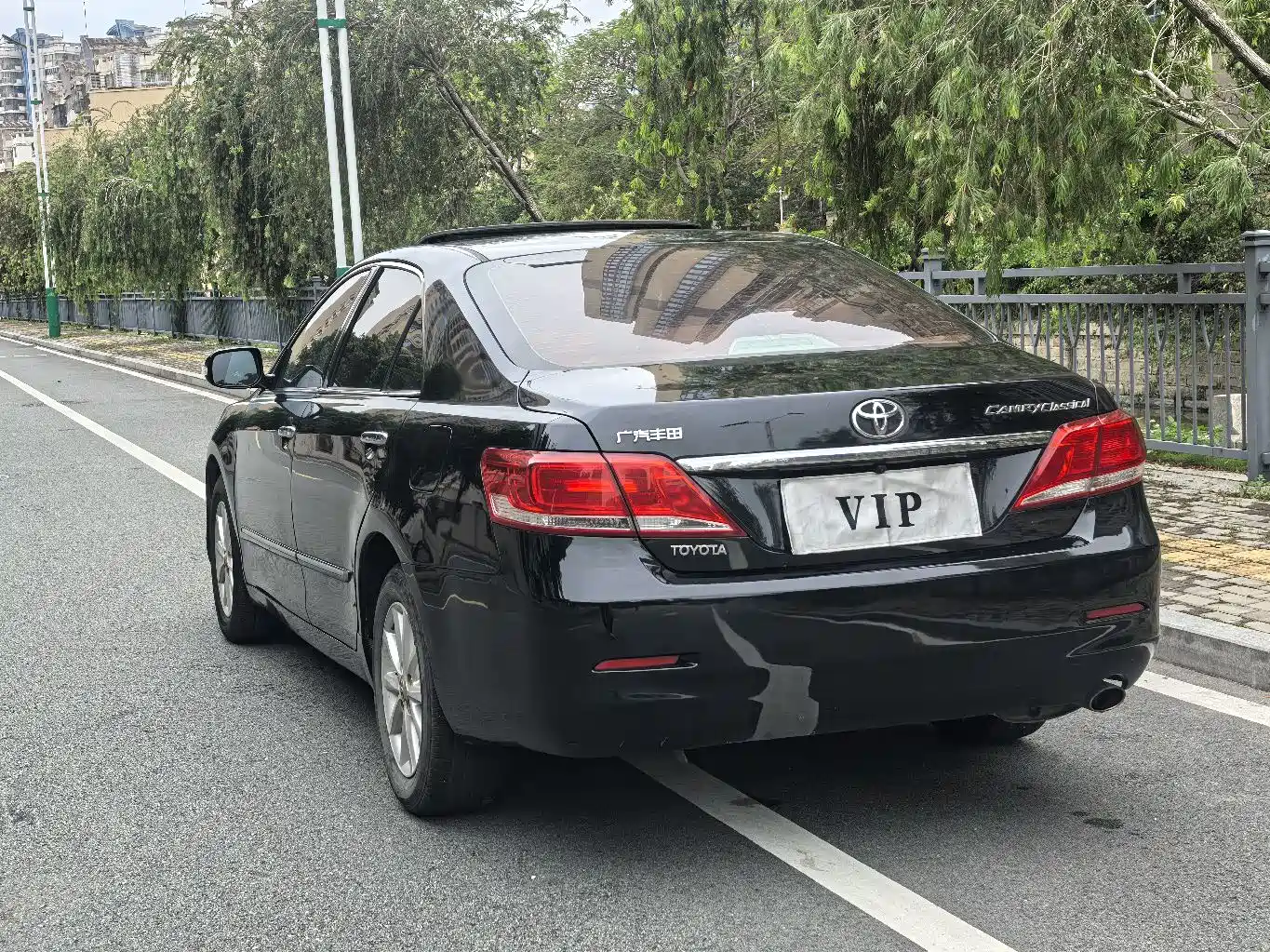 Toyota Camry 2013 200G Classic Luxury Edition фото 6