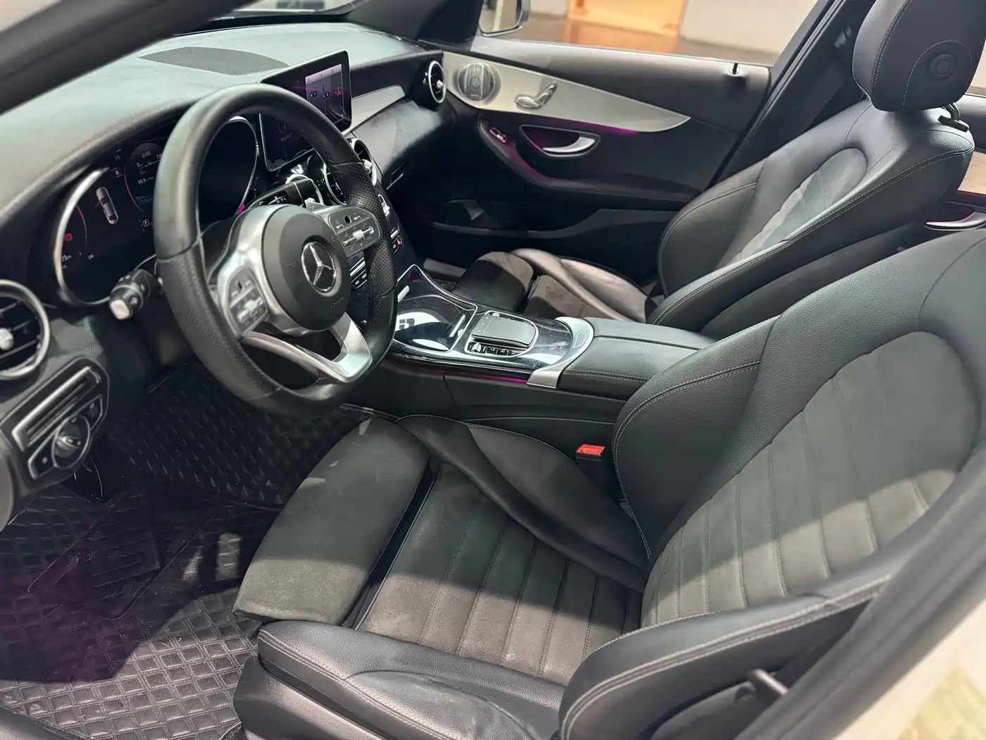 Mercedes-Benz C-Class 2021 C 260 Starry Exclusive Edition фото 13