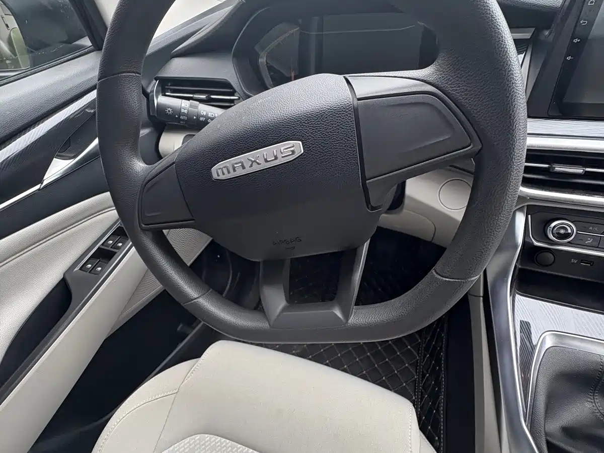 SAIC Maxus Maxus G50 2023 Model 1.5T Manual Joyride A фото 8