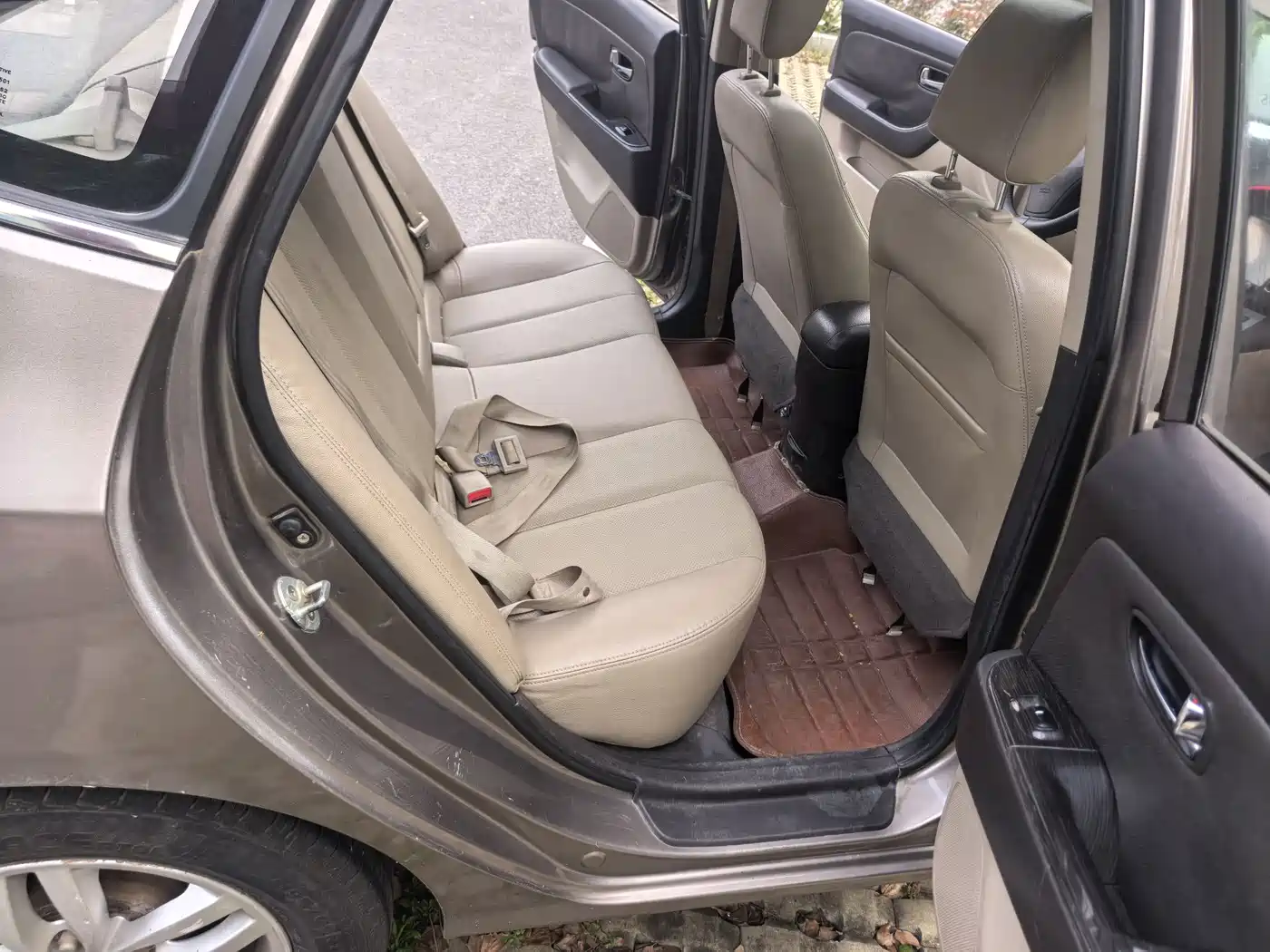 Hyundai Elantra 2011 1.6L Automatic Luxury фото 10