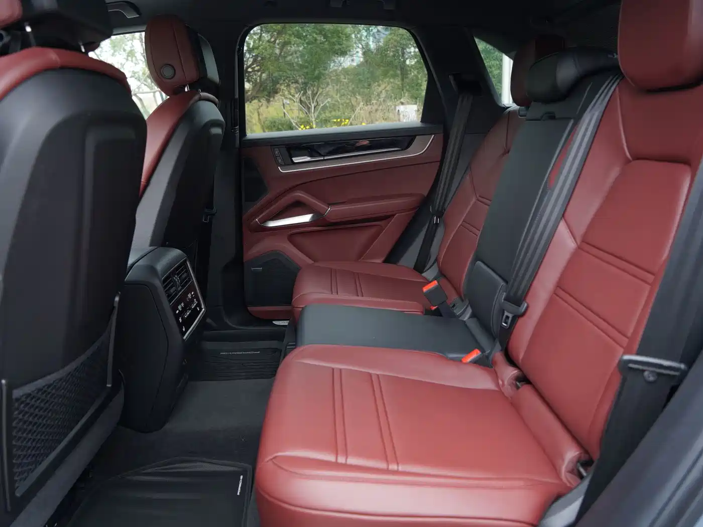 Porsche Cayenne 2025 Cayenne 3.0T Dynamic Edition фото 5