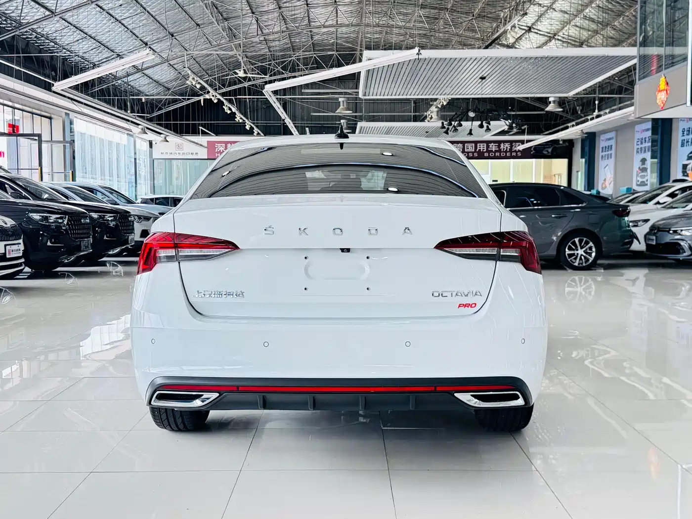 Škoda Octavia 2023 Facelift PRO TSI280 Premium Edition фото 13