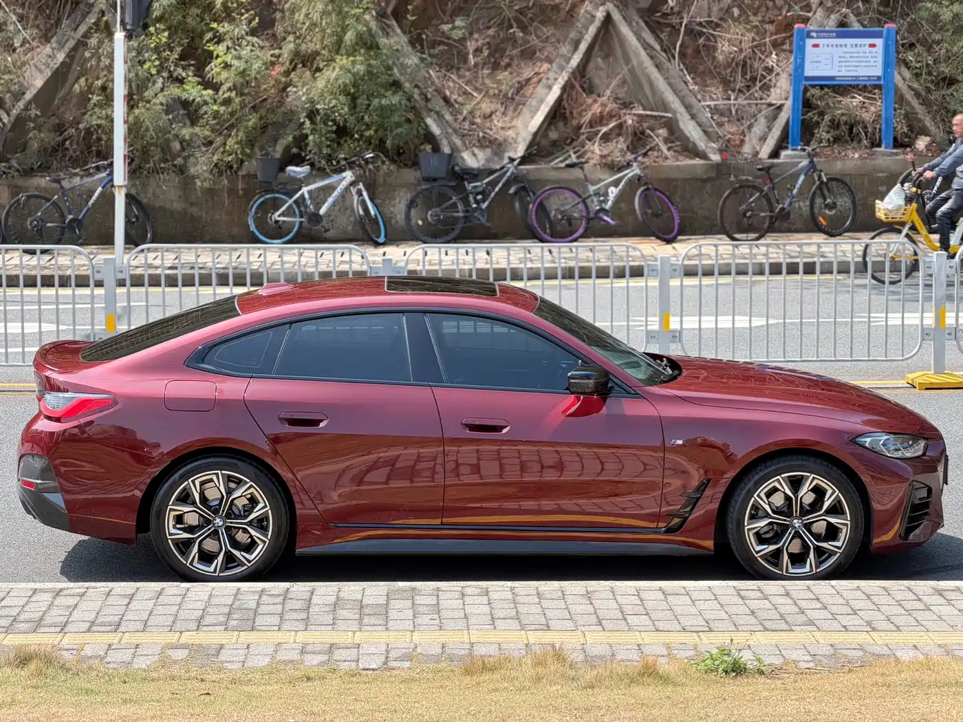 BMW 4 Series 2022 430i Gran Coupe M Sport Night Package фото 4
