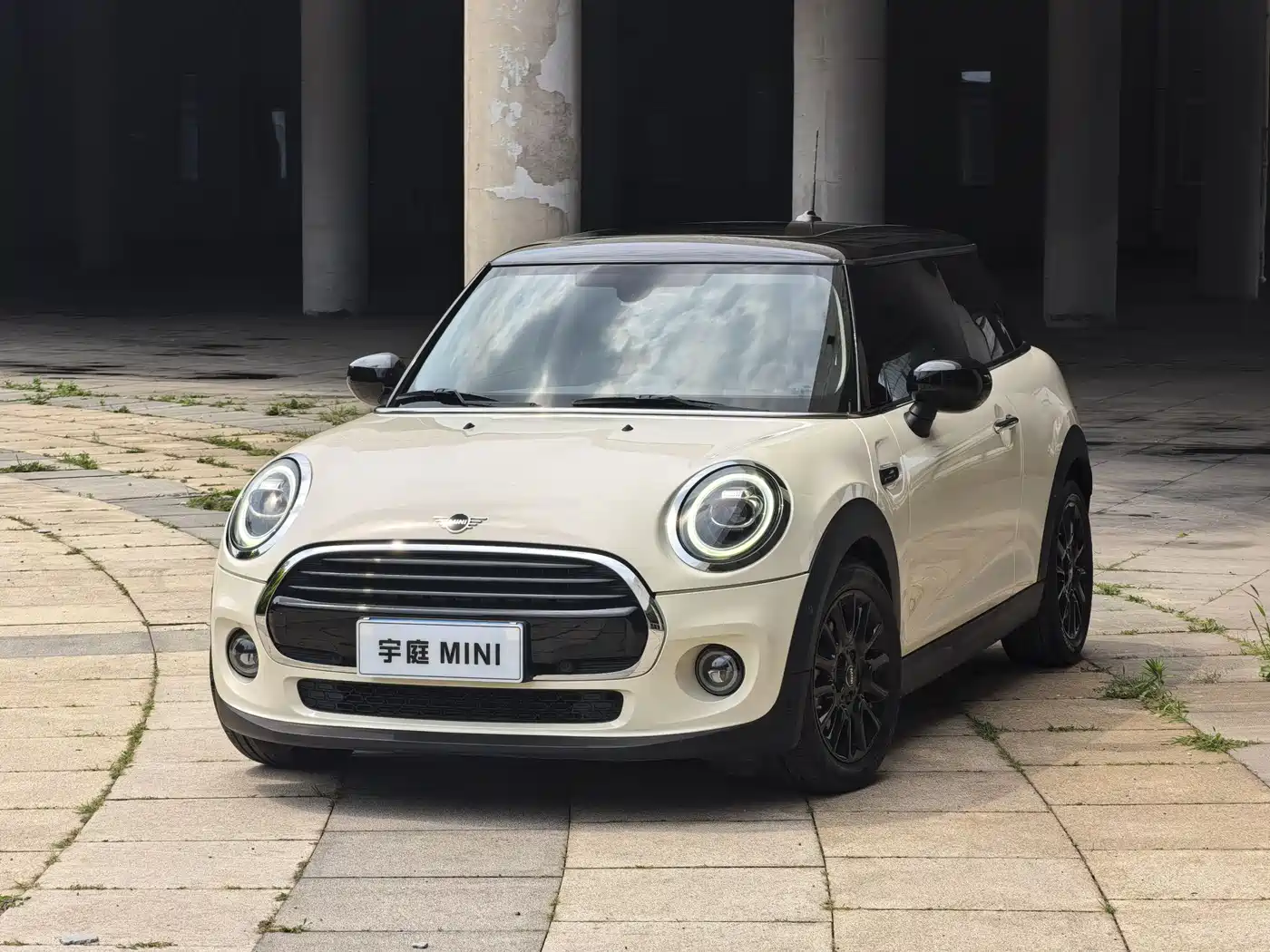 MINI MINI 2020 1.5T COOPER Classic 3-Door Exclusive Edition