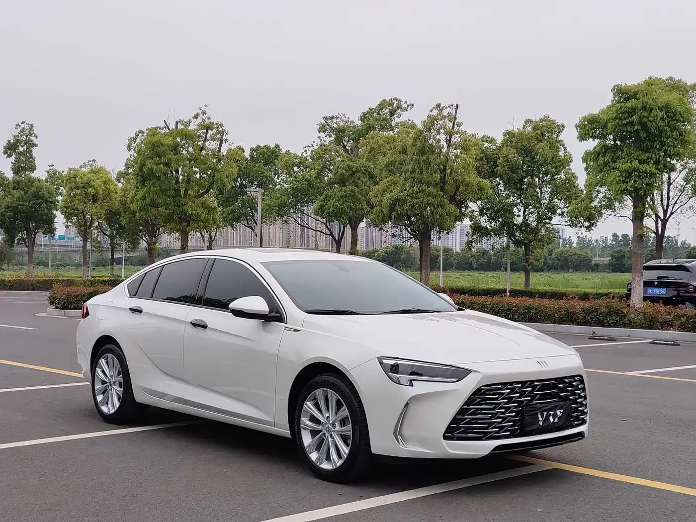Buick Regal 2024 Facelift 28T Ultimate Enjoy Edition фото 3