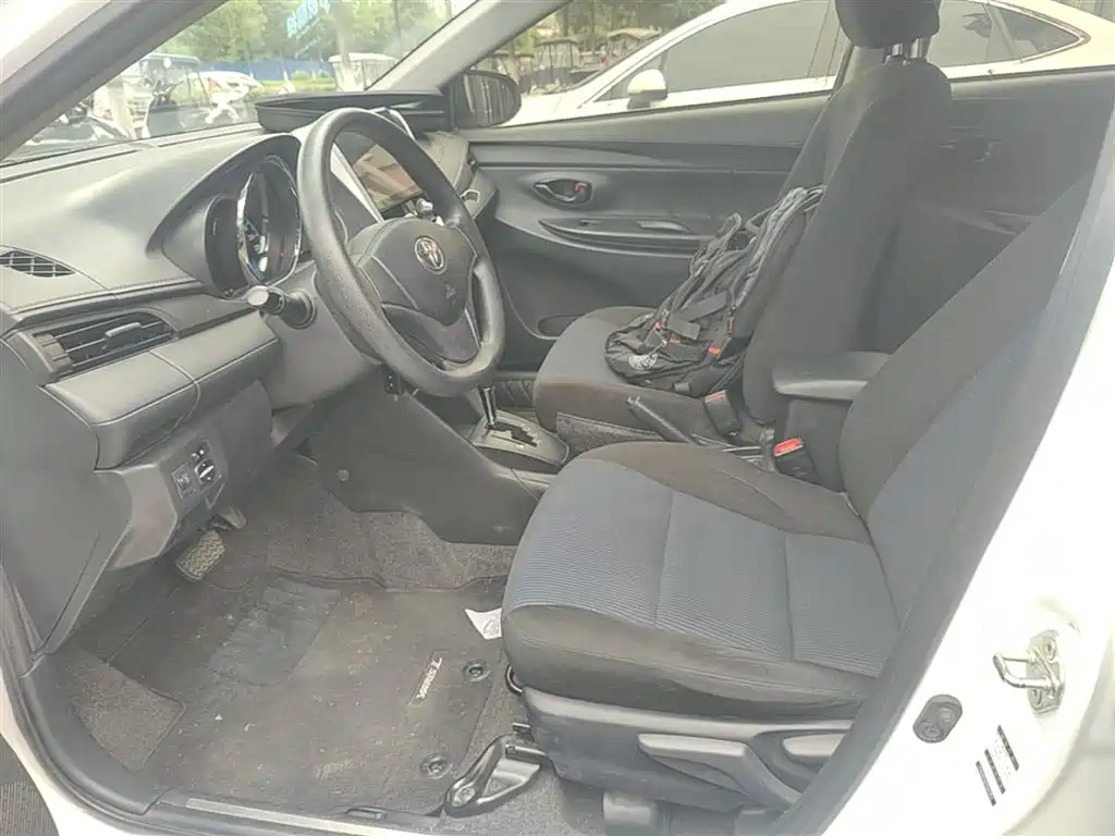 Toyota YARiS L Zhi Xuan 2019 1.5E CVT MeiDong Edition China VI фото 15