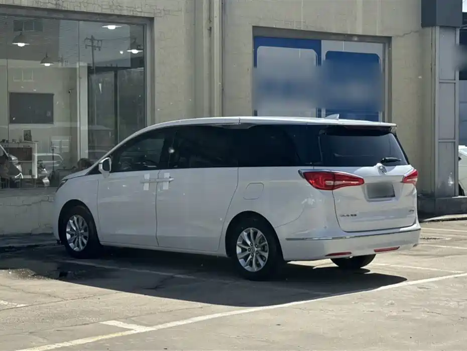 Buick GL8 2017 ES 28T Comfort Type China V фото 10