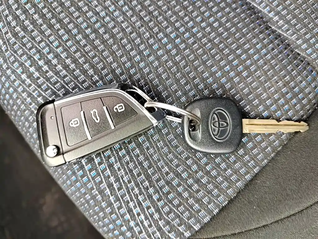 Toyota Vios FS 2017 1.5L CVT Trend Edition фото 9