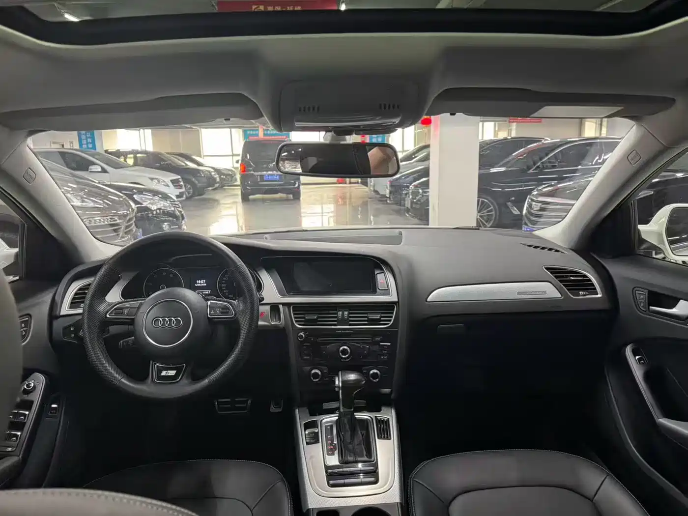 Audi A4L 2015 45 TFSI quattro Individual Sport фото 5