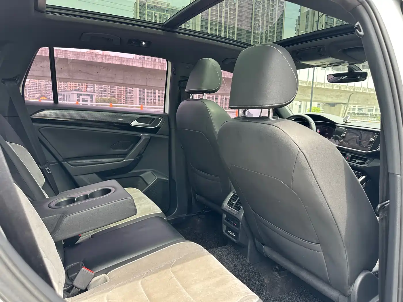 Volkswagen Tayron 2019 380TSI 4WD R-Line China VI фото 11