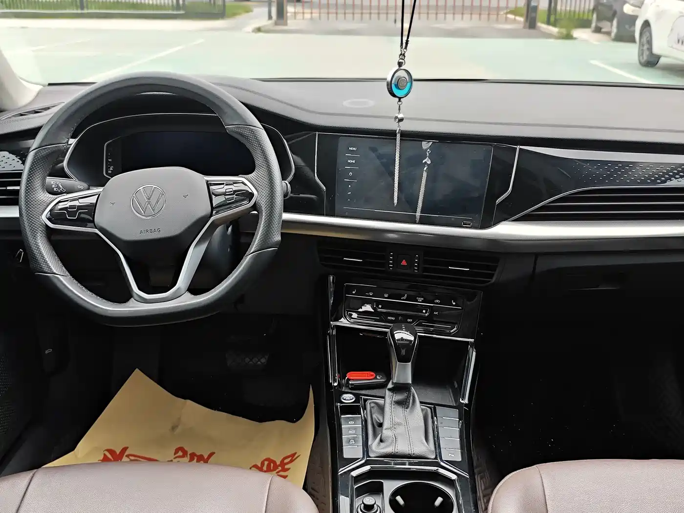 Volkswagen Passat 2023 330TSI Starlight Elite Edition фото 4