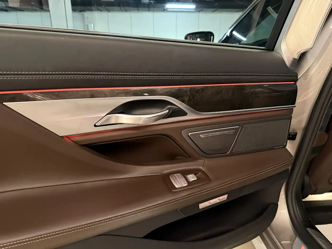 BMW 7 Series 2018 730Li Premium Type Excellence Package фото 27