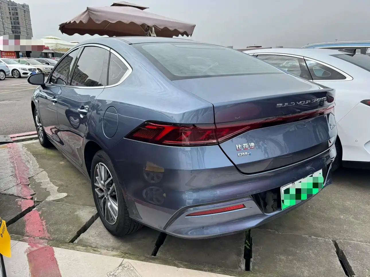 BYD Qin PLUS 2024 Glory Edition DM-i 120KM Premium фото 17