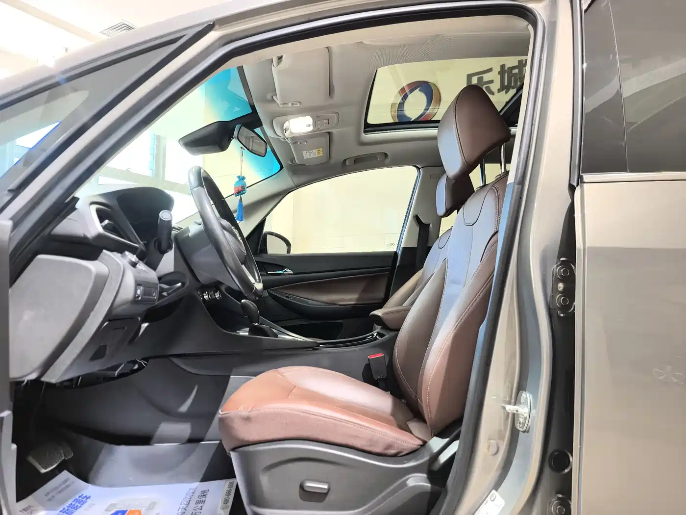 Buick GL6 2019 Model 18T 6-Seater Connected Luxury Version China V фото 4