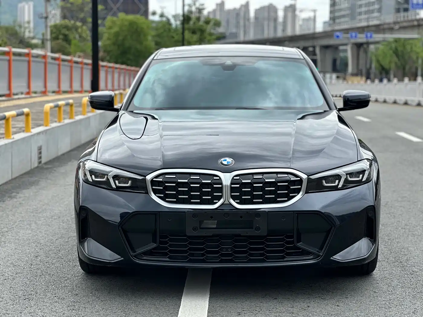 BMW 3 Series 2024 325Li M Sport Package фото 2