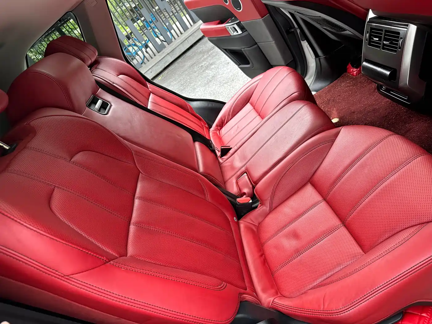 Фото 20 - Land Rover Range Rover Sport