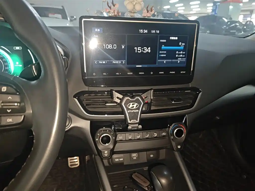 Hyundai Fista 2019 280TGDi Sport Edition China VI фото 13