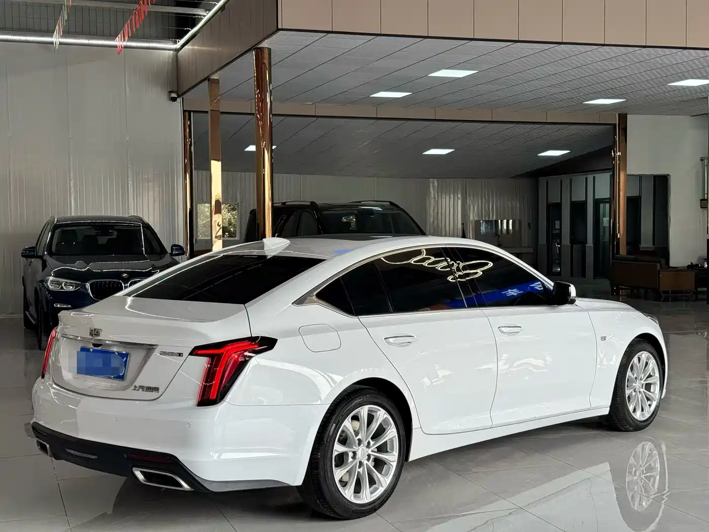 CADILLAC CT5