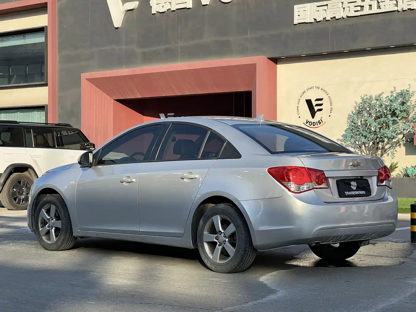 Chevrolet Cruze 2013 Model 1.8L SE AT фото 13