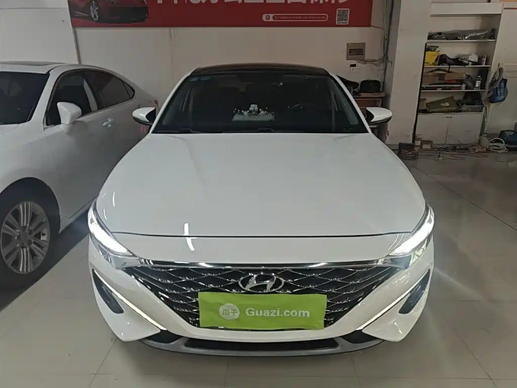Hyundai Fista 2019 280TGDi Sport Edition China VI фото 3