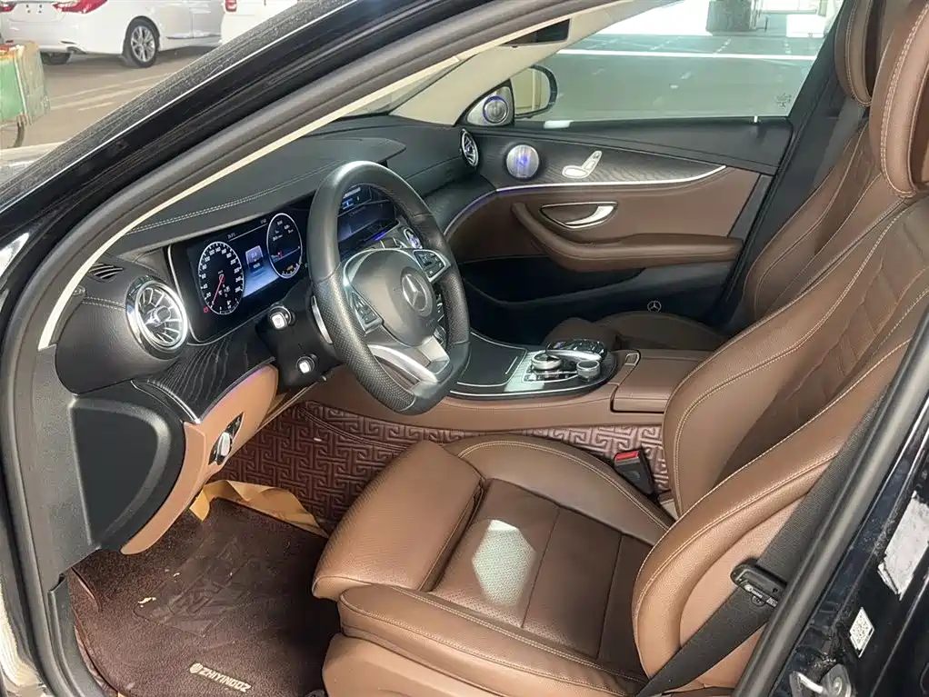 Mercedes-Benz E-Class 2019 E 200 L Sport фото 8